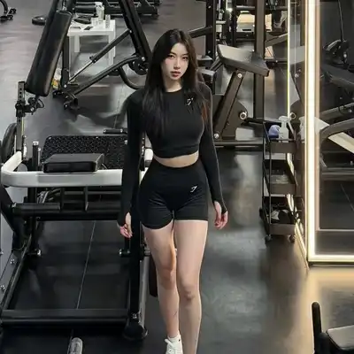 万龙诚